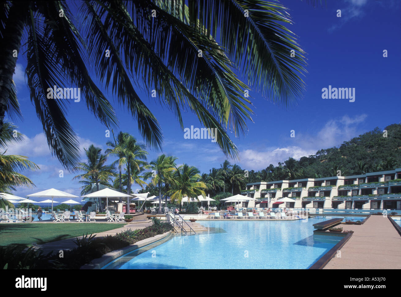 L'Australie Grande Barrière de Corail piscine de l'hôtel surplombe océan  sur Hayman Island Resort exclusif au Queensland Photo Stock - Alamy