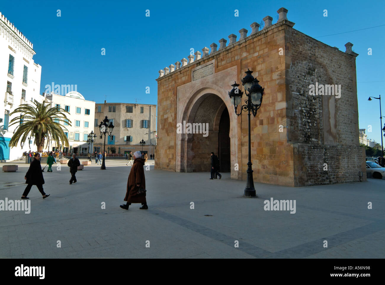 Porte de france tunis Banque de photographies et d’images à haute