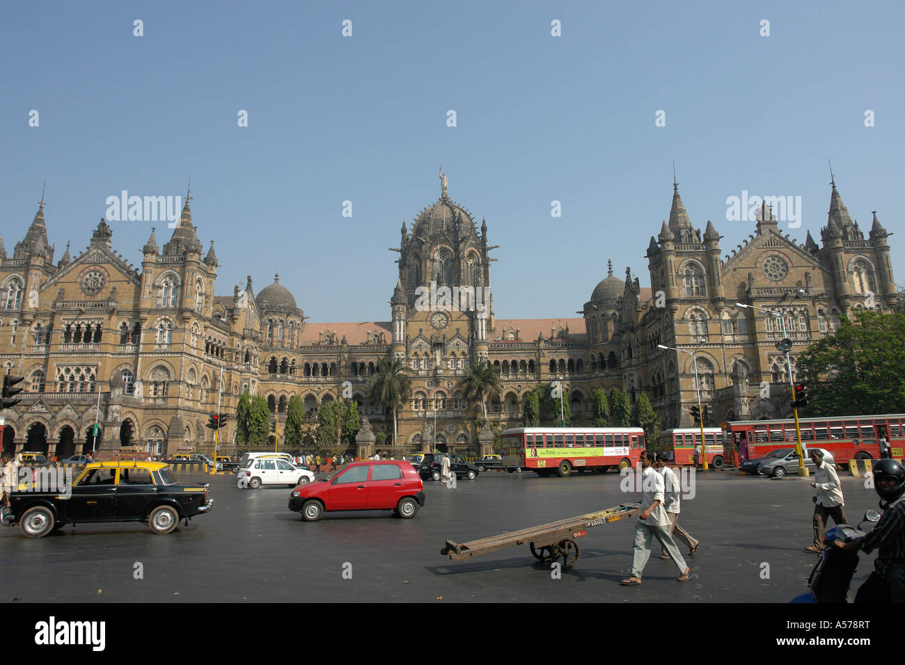 Painet jc2995 inde Gare Chhatrapati Shivaji Victoria gare principale de style gothique britannique construit mumbai 19e Banque D'Images