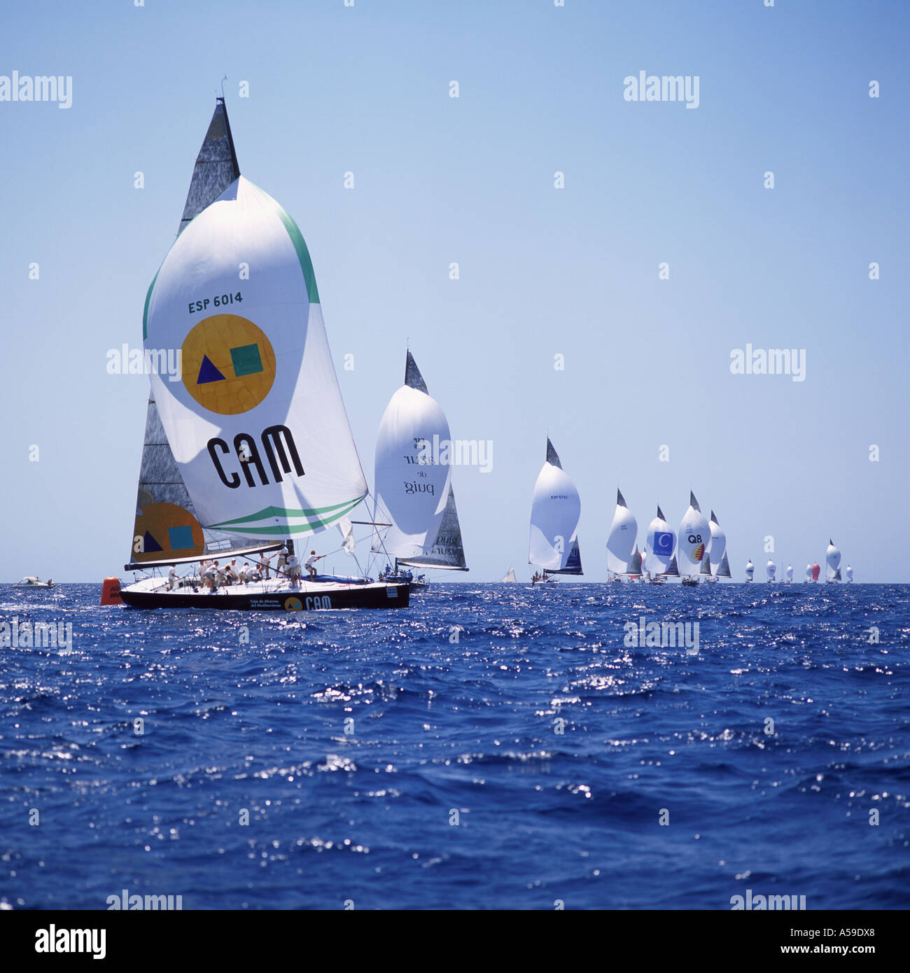 Dans l'IMS CAM catégorie 500 Bouée arrondi pendant le 22e Copa del Rey Kings Cup 2003 dans la baie de Palma de Mallorca Balear Banque D'Images