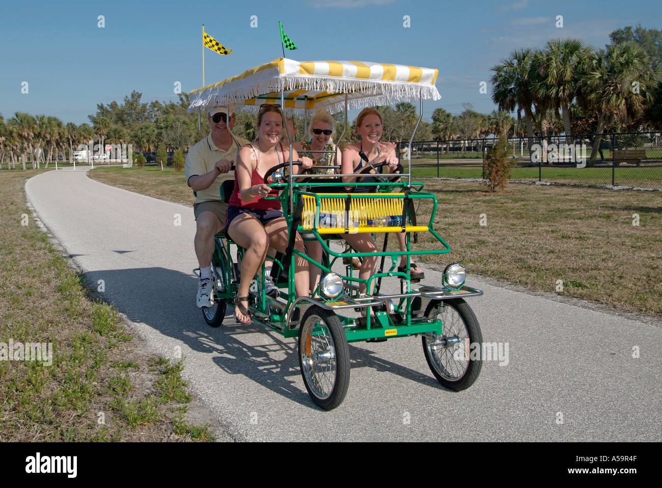 Fort Desoto County Park à St Petersburg en Floride offre location vélo running roller rollerblade joging et autres Banque D'Images