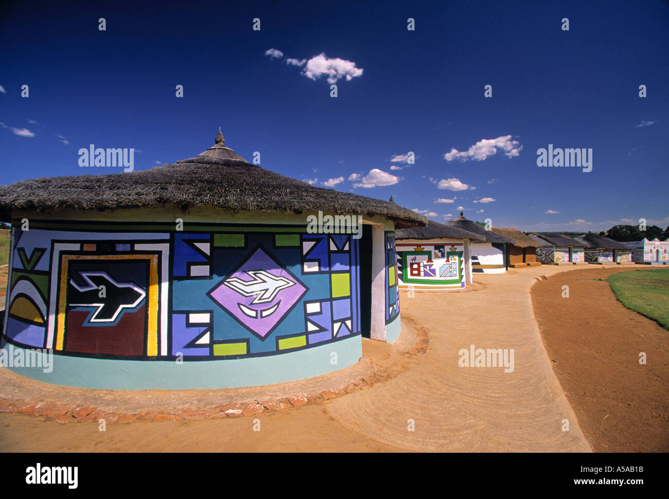 Village traditionnel Ndebele, Mpumalange, Afrique du Sud Banque D'Images