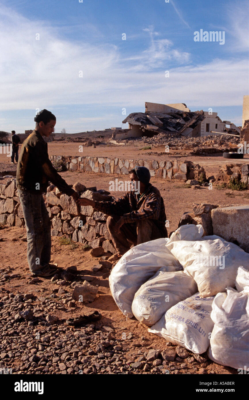Maison détruite, camp de réfugiés sahraouis de Tindouf, en Algérie, Banque D'Images