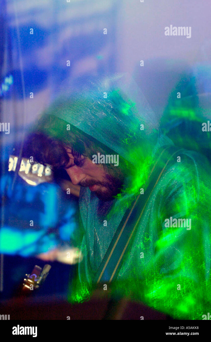 Huw Bunford guitariste Super Furry Animals Afon Lido Port Talbot au Pays de Galles du Sud Banque D'Images