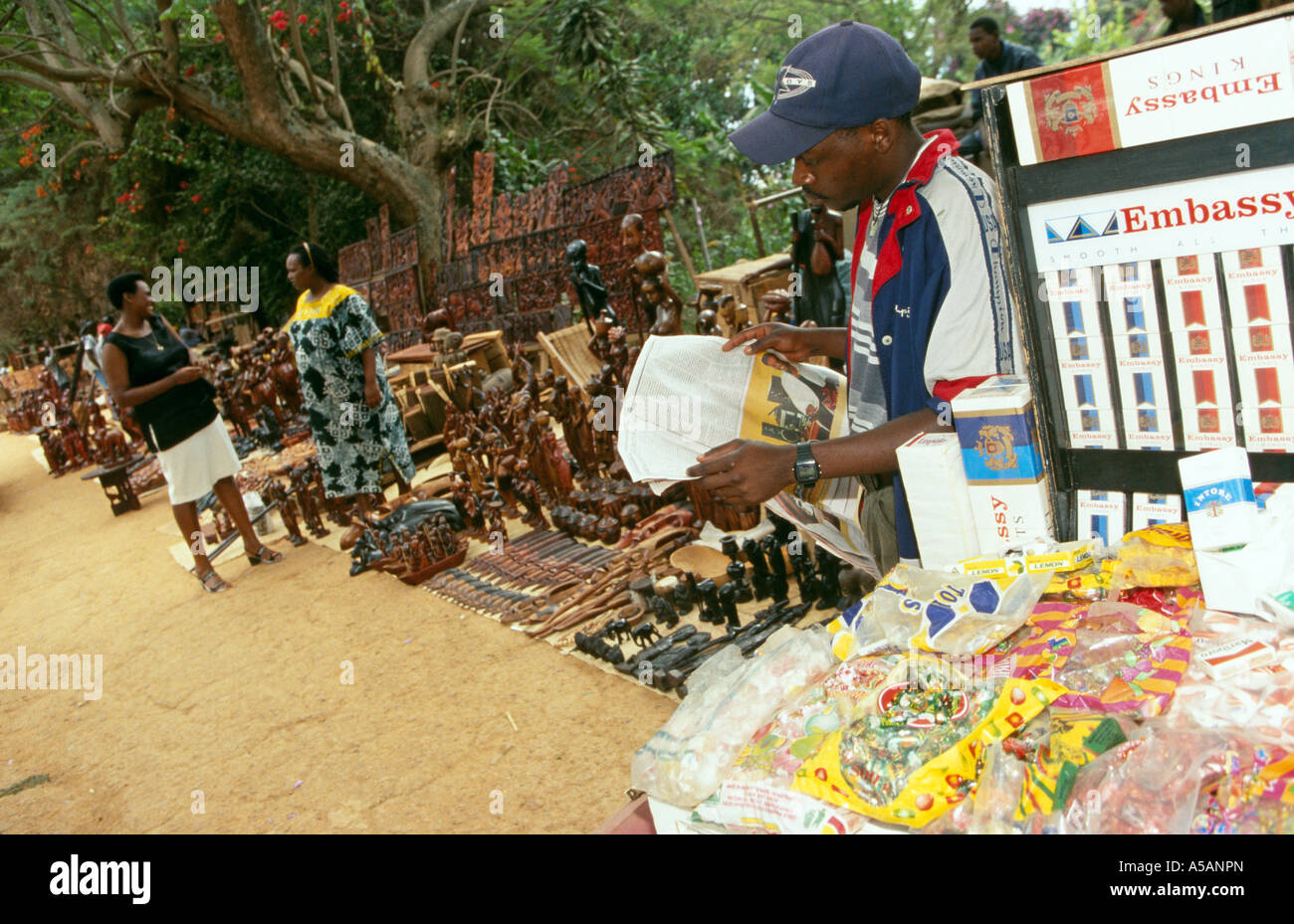 Un marché de rue en Afrique Rwanda Banque D'Images