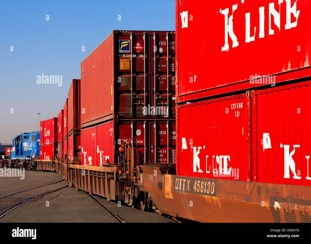 Cargo Train de conteneurs Banque D'Images