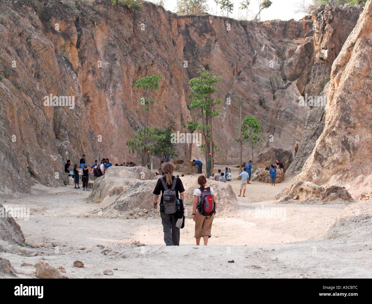 Tiger Temple près de la Thaïlande Kanchanaburi Banque D'Images