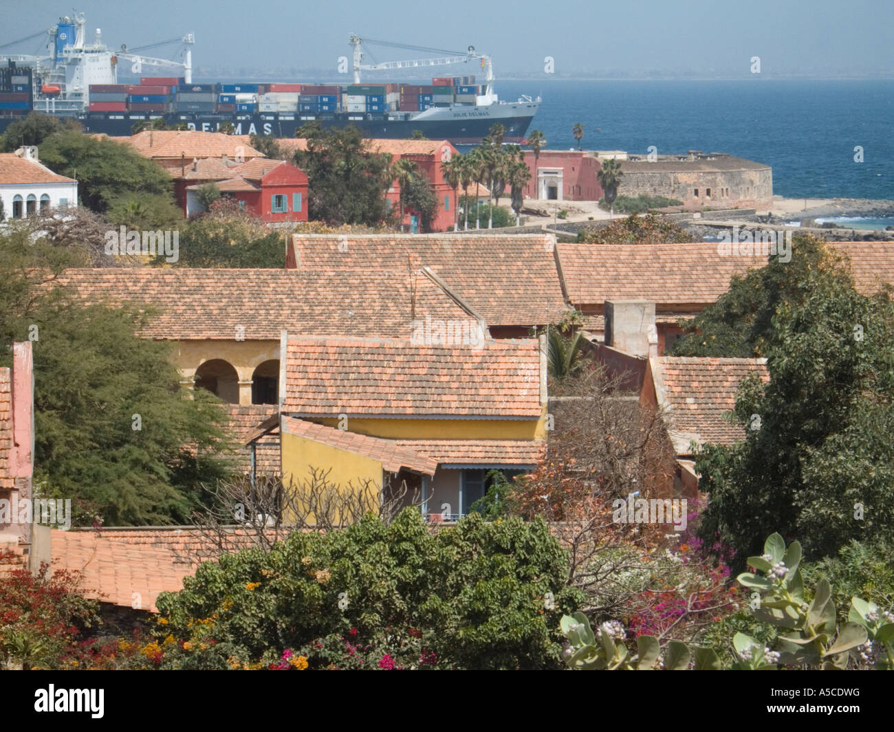L'île de Gorée, au large de la côte sénégalaise, l'Afrique de l'Ouest Banque D'Images