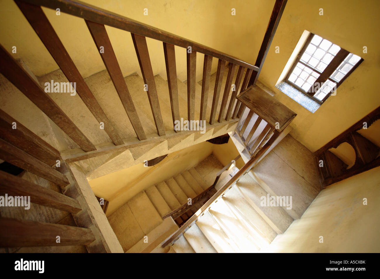 Escalier escher Banque de photographies et d’images à haute résolution ...