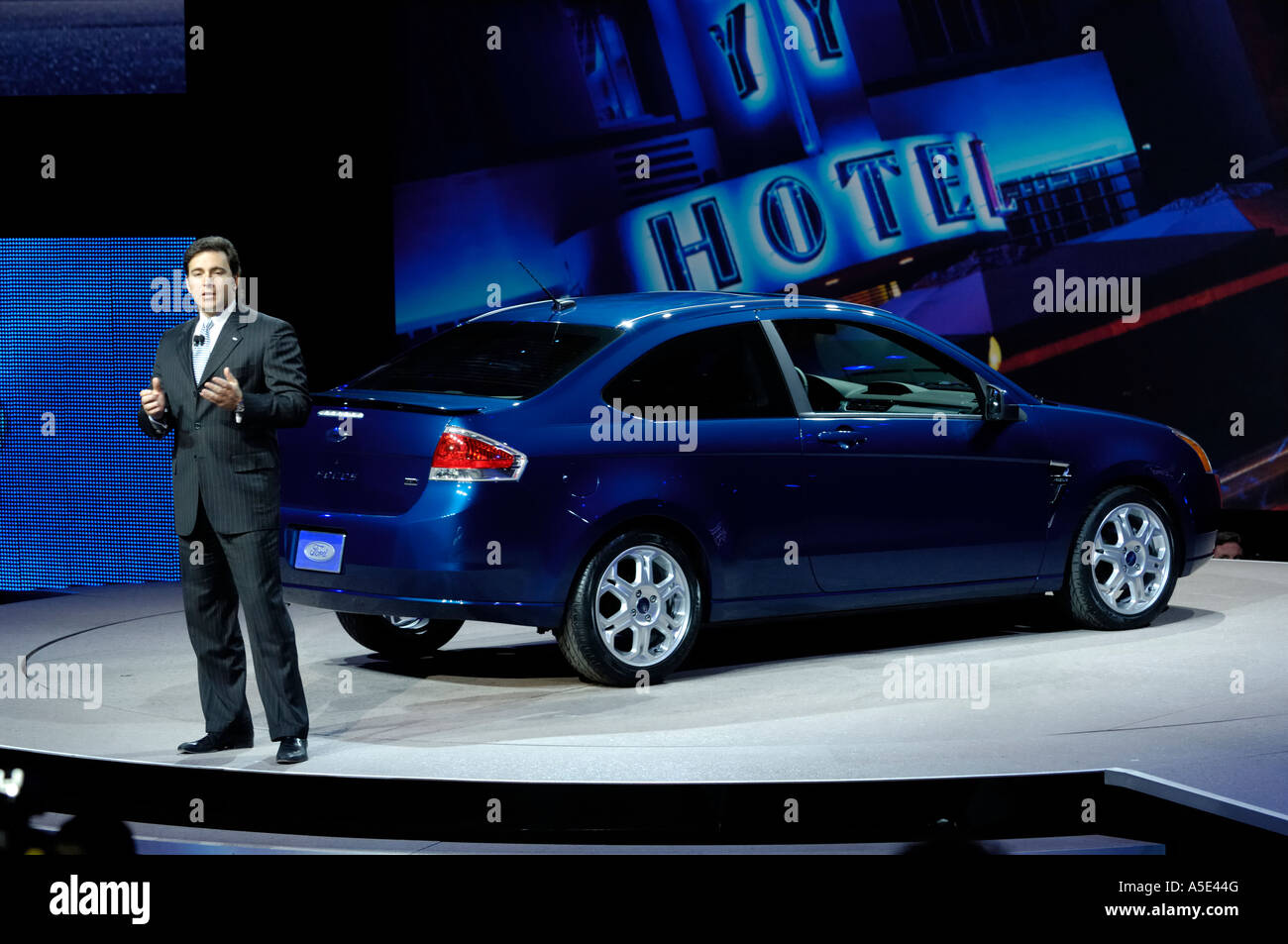 Mark Domaines de Ford Motor Company à l'occasion du dévoilement de la Ford Focus 2008 au North American International Auto Show 2007 Banque D'Images