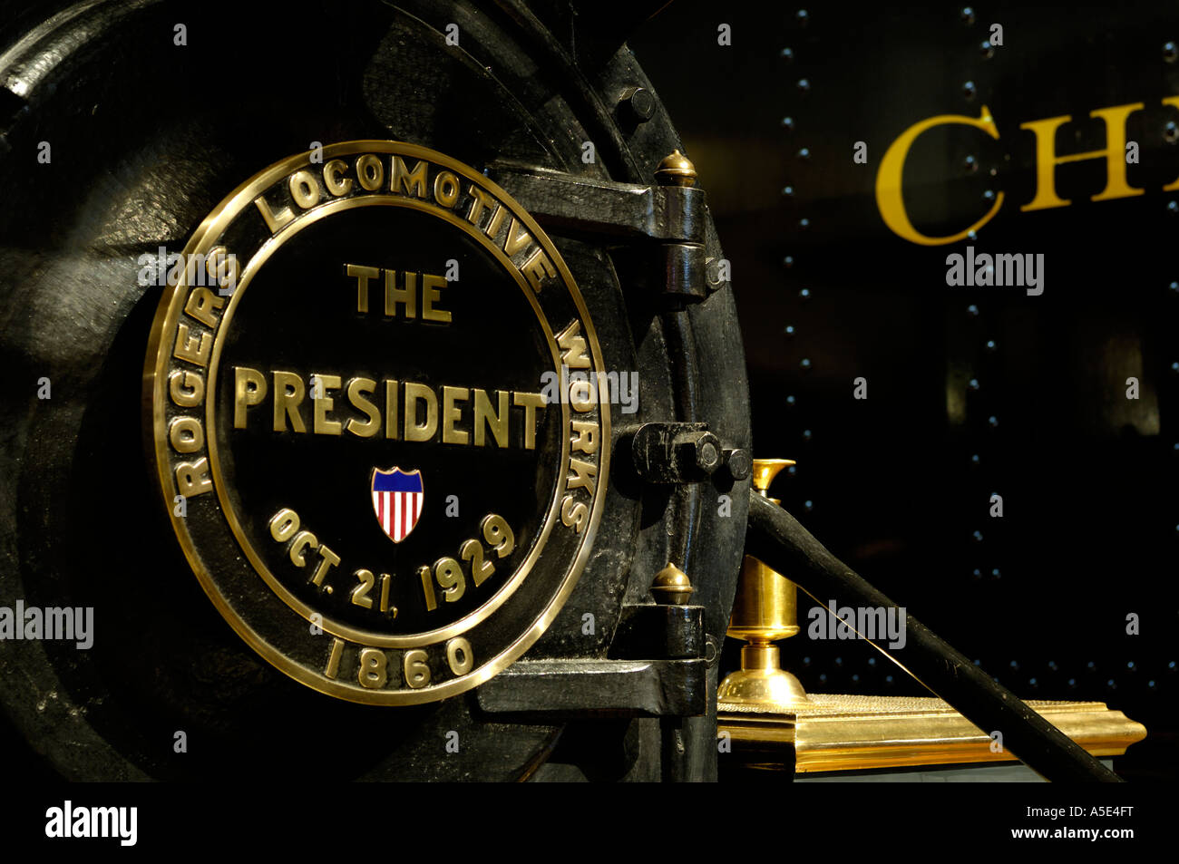 Détail sur la plaque nom 1858 Rogers locomotive vapeur exposée au Musée Henry Ford à Dearborn Michigan USA Banque D'Images