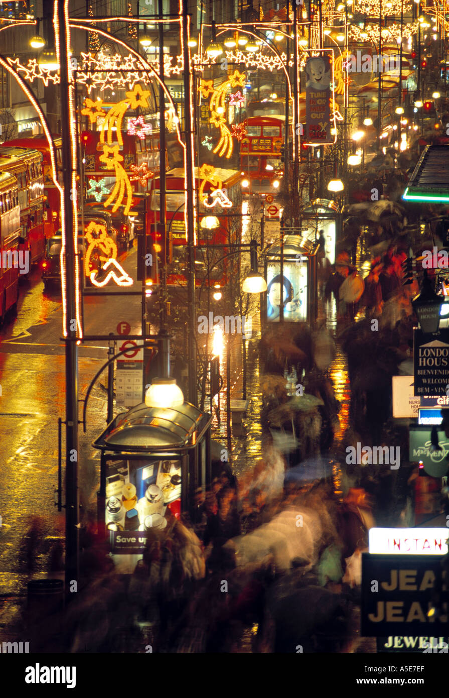 Oxford Street à Noël London England Banque D'Images