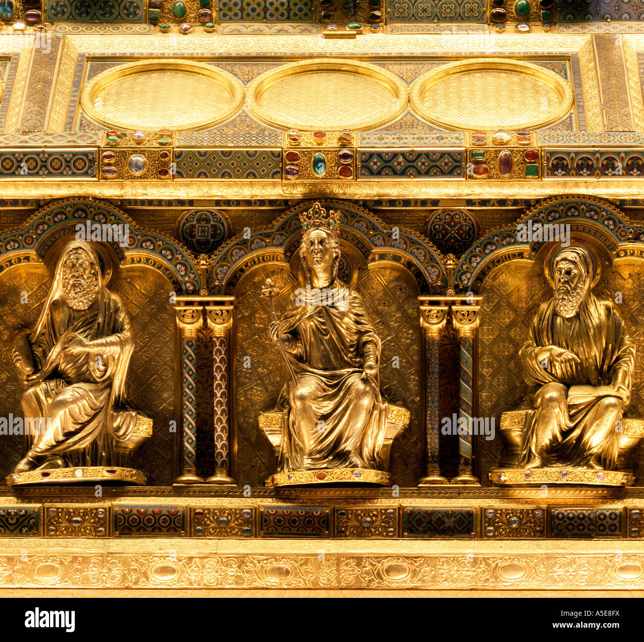 Köln, Dom, Dreikönigenschrein, Längsseite Détails der Banque D'Images