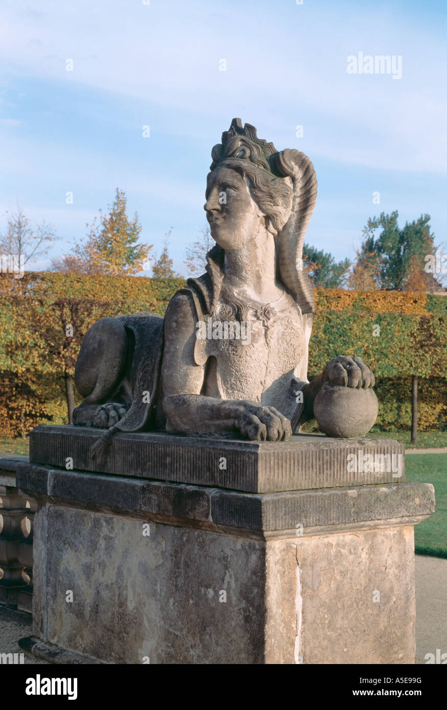 Großsedlitz bei Heidenau, Barockgarten, Sphinx von Fracois Coudray Banque D'Images