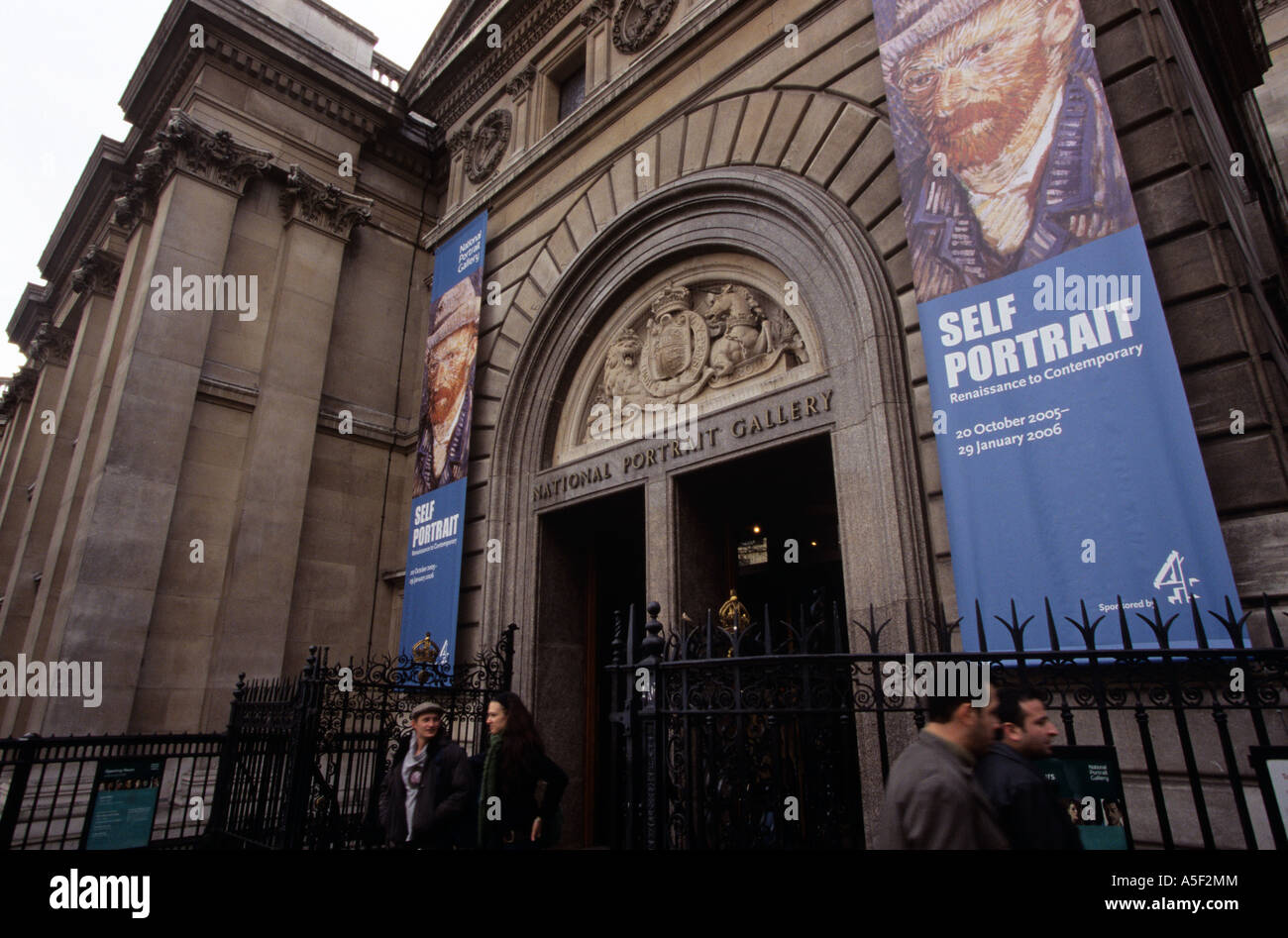 L'entrée de la National Portrait Gallery de Londres Banque D'Images