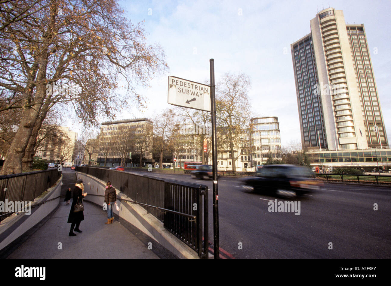 Scène de rue de Old Park Lane Londres Banque D'Images