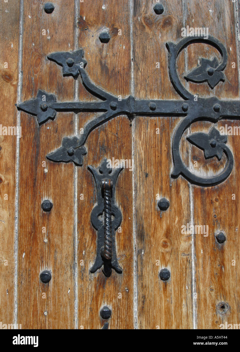 Grande vieille ville médiévale sur la charnière de la porte de chambre à Vicar Fermer Wells Somerset Banque D'Images