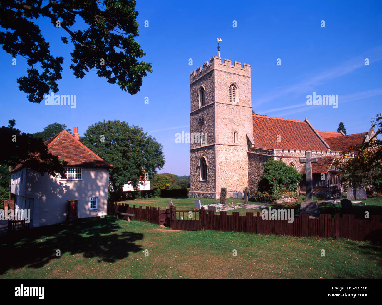 L'église verte correspondante dans l'Essex, en Angleterre. Banque D'Images