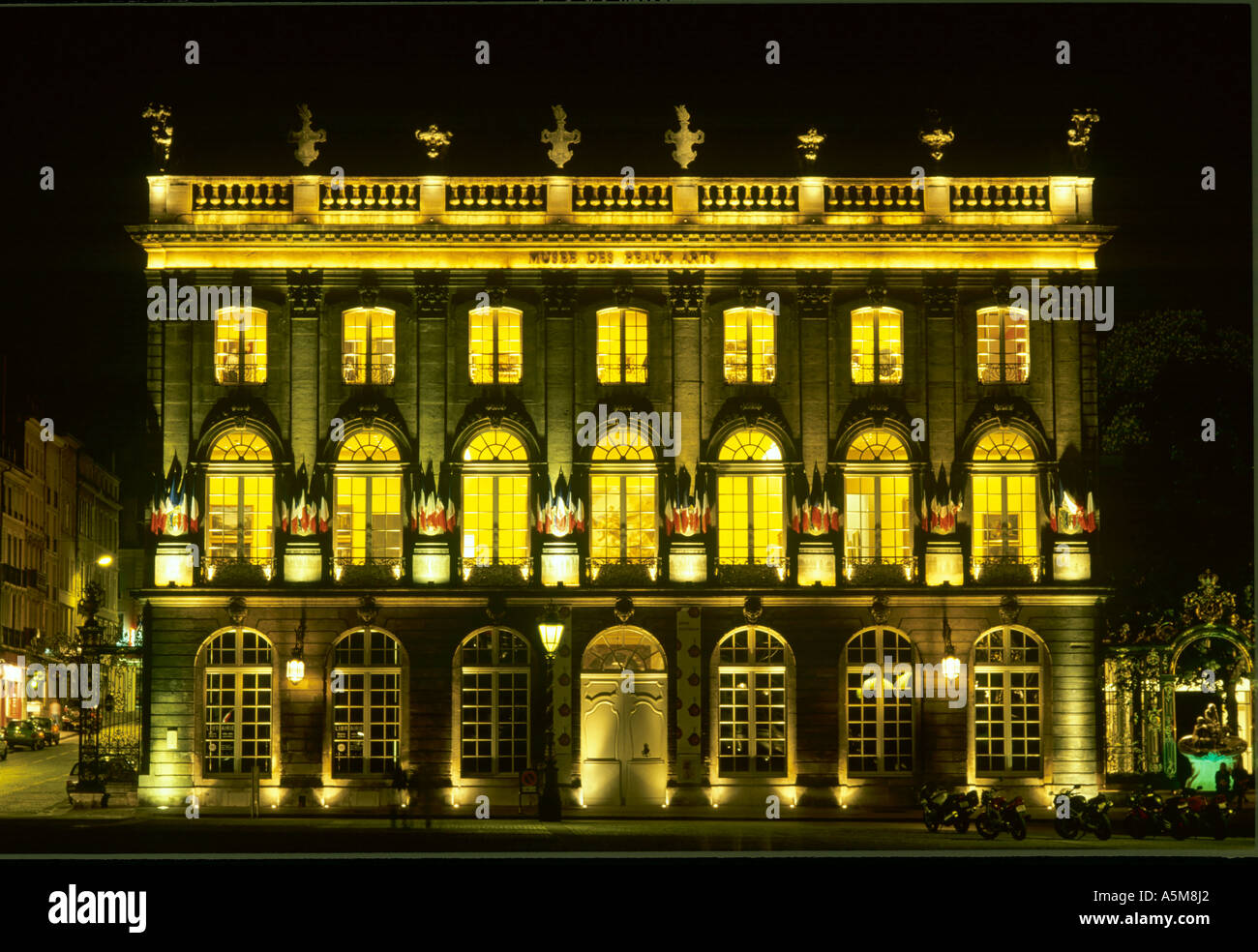 Musée des beaux-arts Musée des Beaux-Arts, PLACE STANISLAS SQUARE DE NUIT NANCY LORRAINE FRANCE Banque D'Images