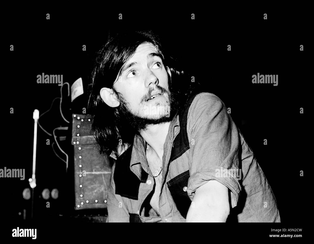 Un jeune Lemmy à la BBC studios en 1972. Banque D'Images