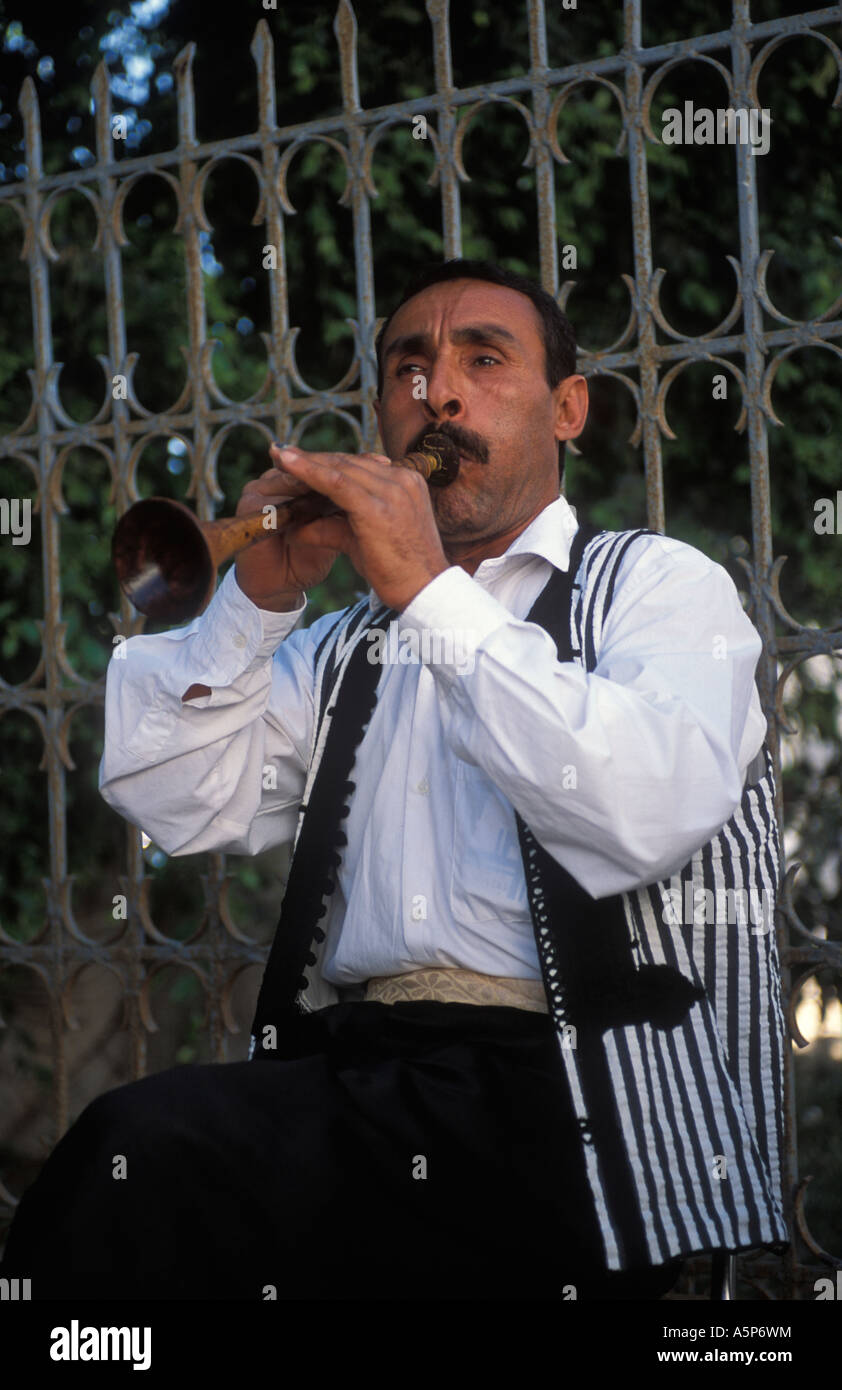 Musicien berbère Djerba Tunisie Banque D'Images