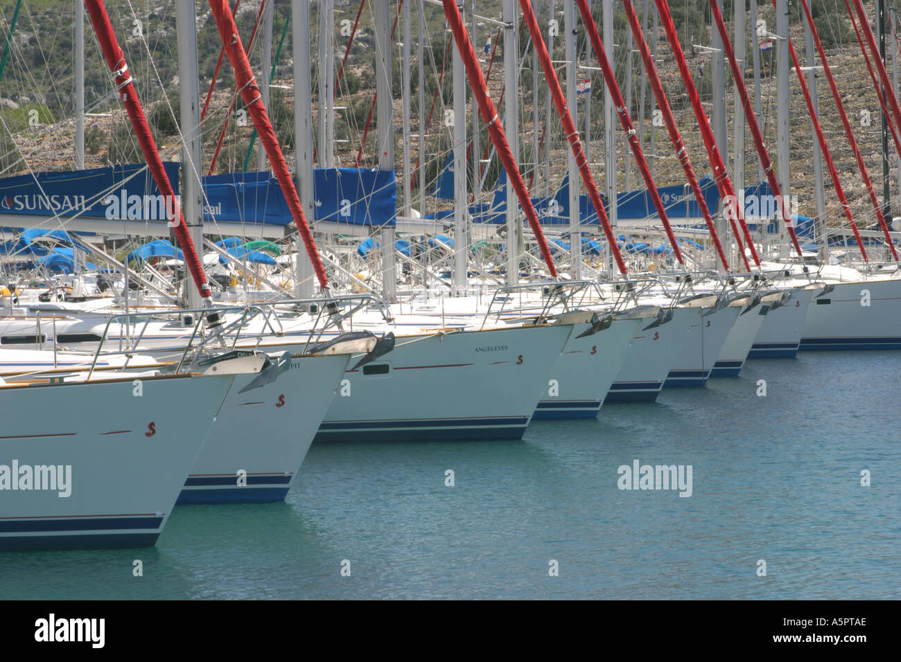 Yachts dans Kremik Marina Marina Kremik Croatie Yachts en Croatie Banque D'Images