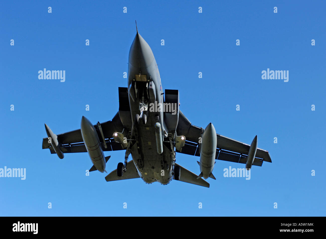 Panavia Tornado F4 Fighter sur la formation de vol, RAF Lossiemouth, murène. 4928-461 XAV Banque D'Images