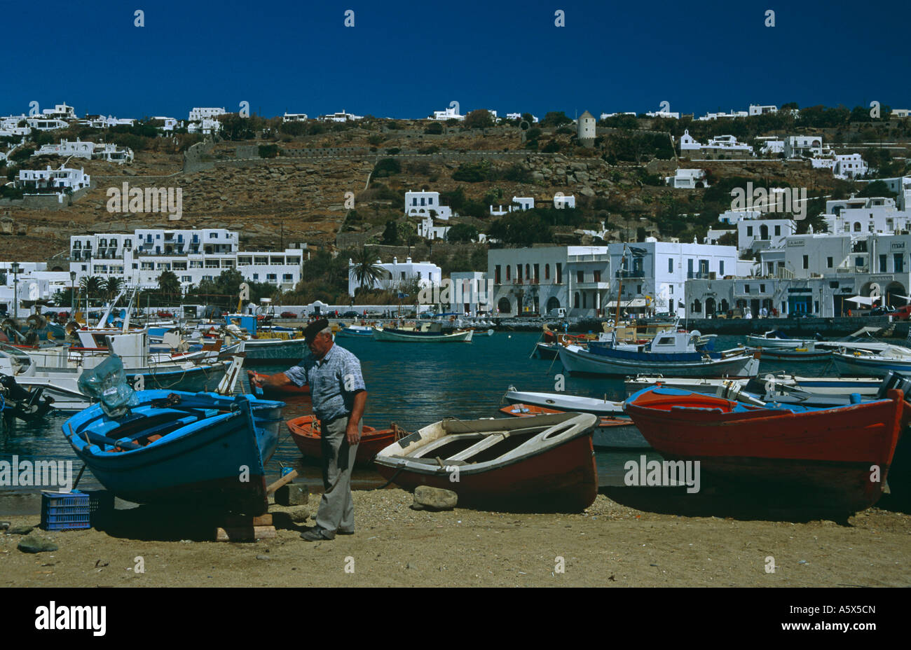 Peinture Pêcheur Son Bateau Caïque Dans Le Port La Ville De