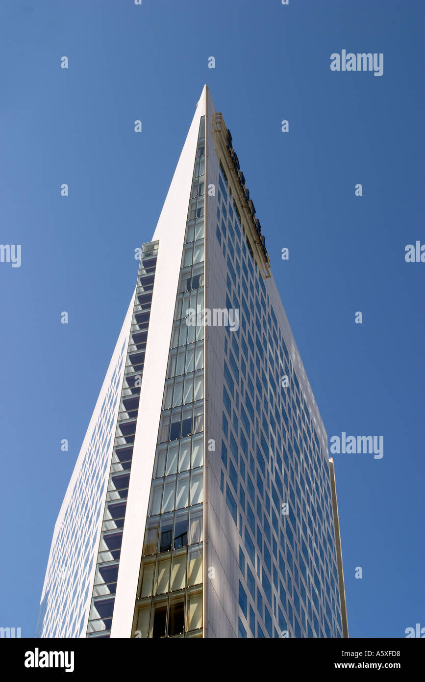 Bâtiments Chicago Illinois vue latérale de l'hôtel Sofitel de l'architecture moderne triangulaire Banque D'Images