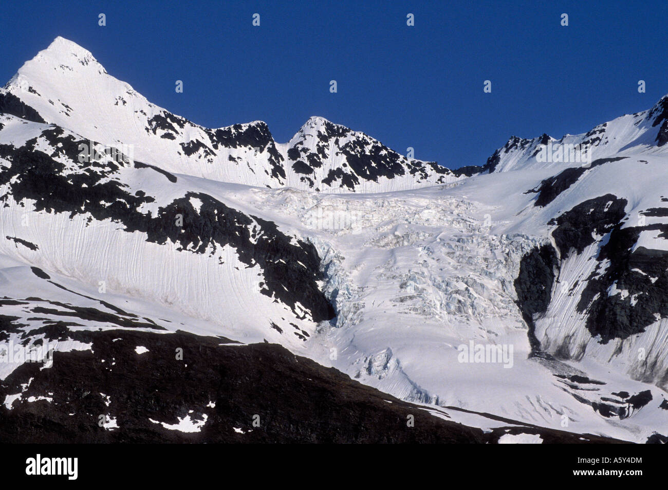 PA-25 WORTHINGTON GLACIER NORD DE VALDEZ Banque D'Images