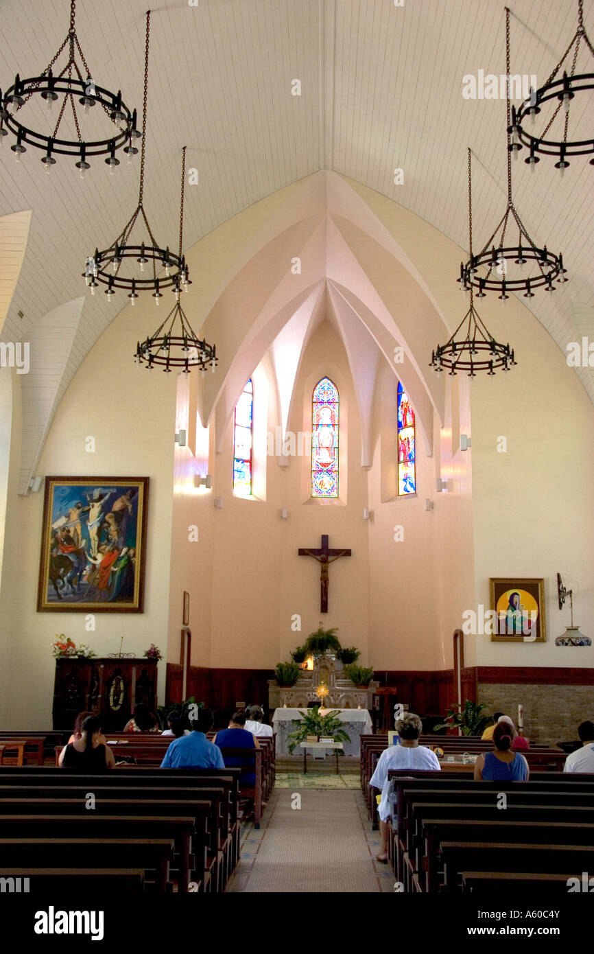 Intérieur de la cathédrale de Notre Dame une église catholique à Papeete sur l'île de Tahiti Banque D'Images