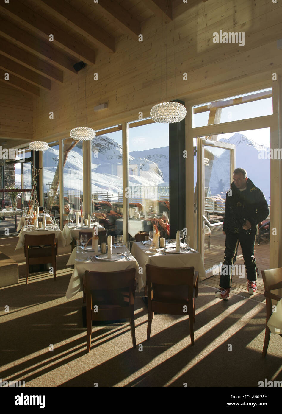 Entrer dans le Club VIP de skieurs de l'Alpenhaus Restaurant près de Ischgl/Autriche. Banque D'Images