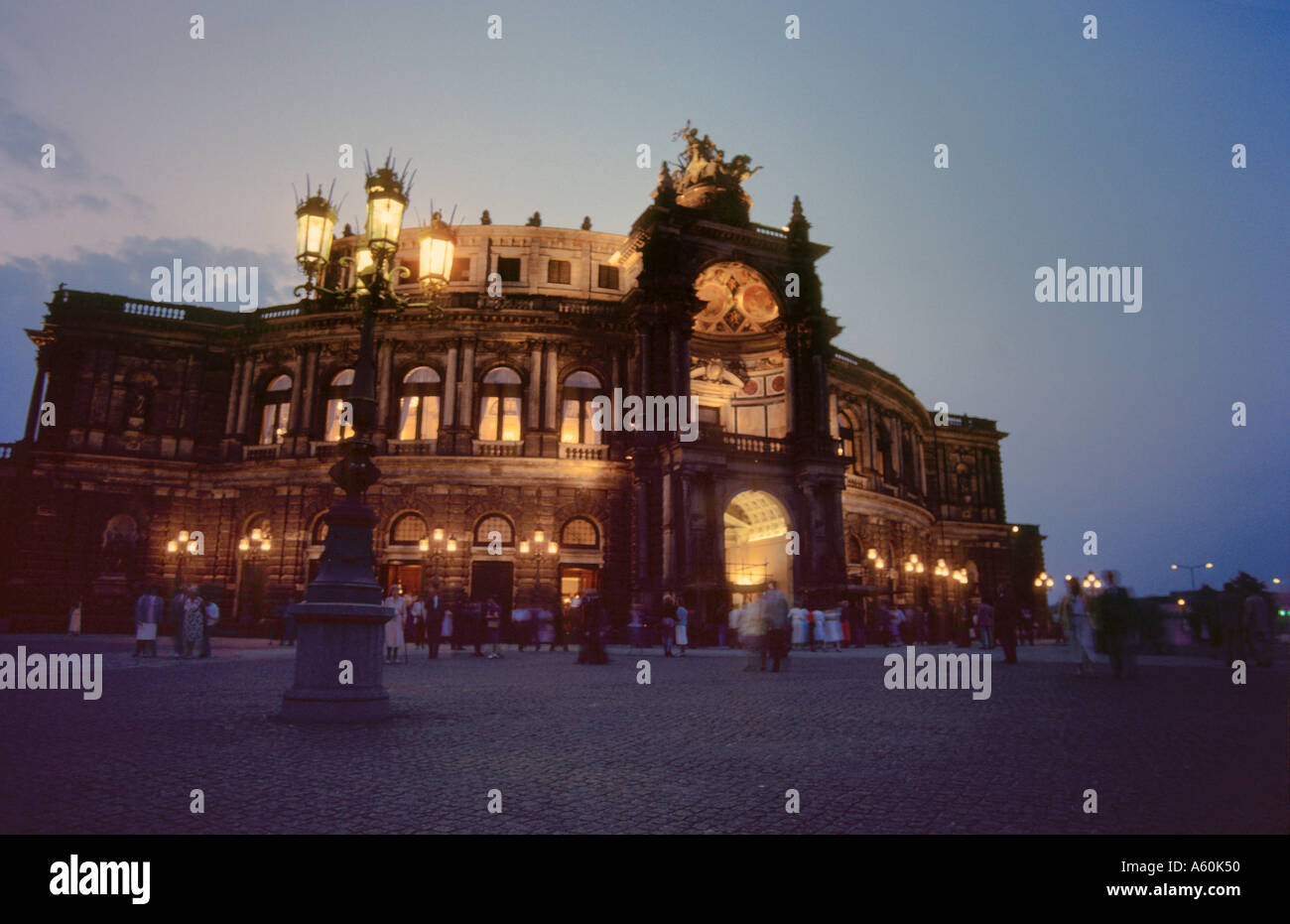 L'Opéra Semper de Dresde, en Allemagne de l'Est, 1986 Banque D'Images