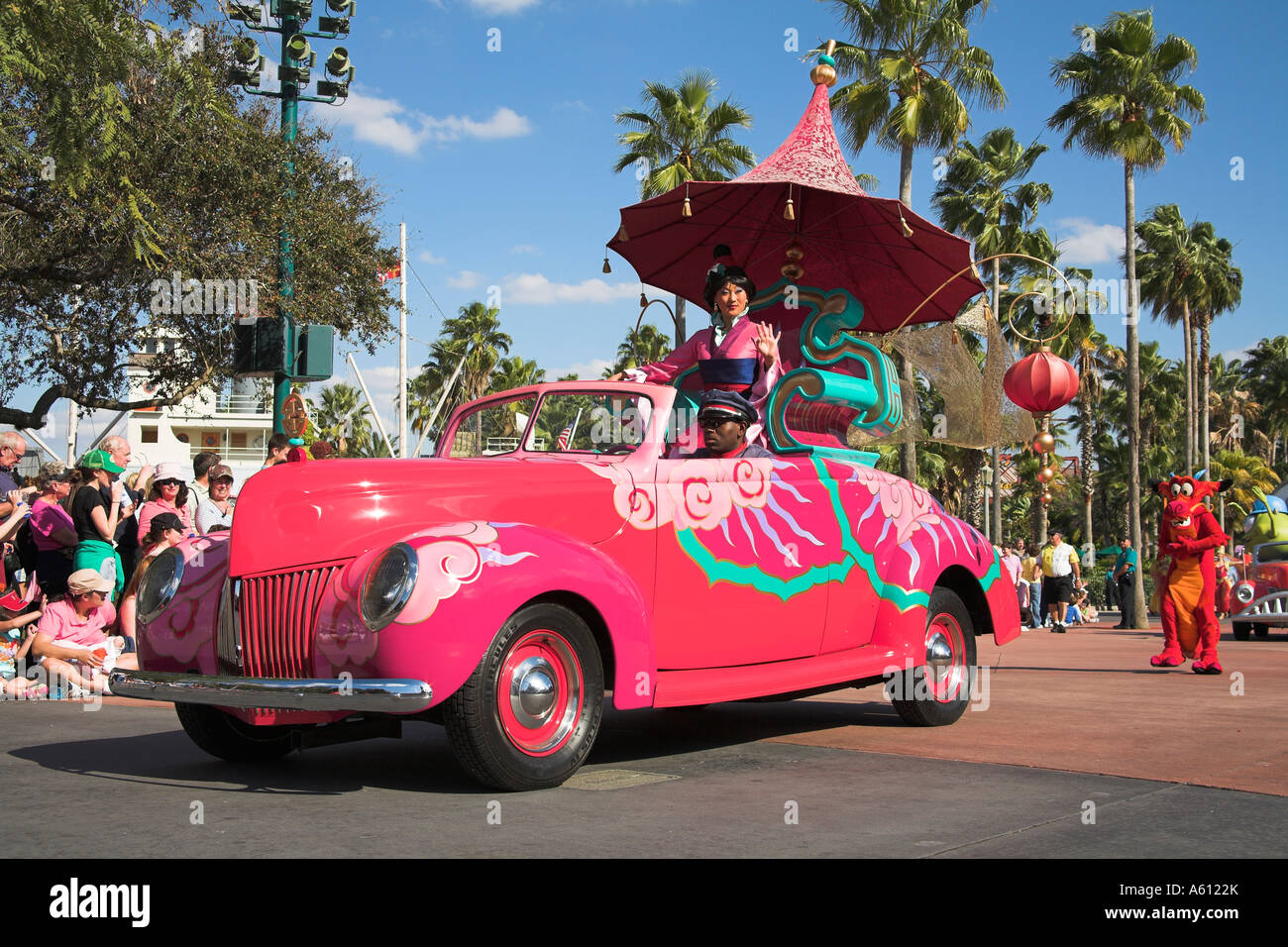 Mulan, Disney Stars and Motor Car Parade, Disney MGM Studios, Orlando, Floride, USA Banque D'Images