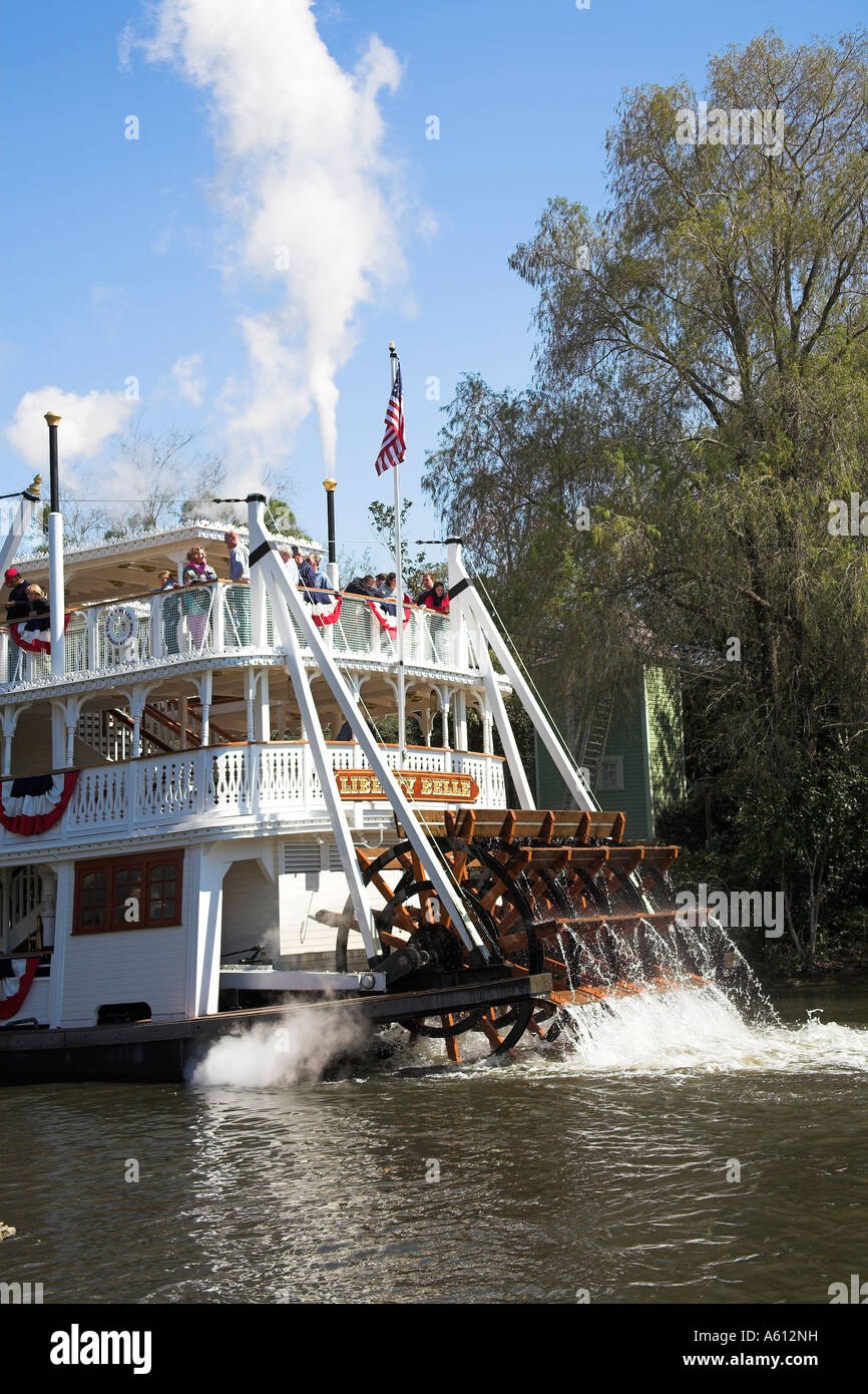 Bateau à vapeur Belle Liberty, Liberty Square Riverboat, Magic Kingdom, Disney World, Orlando, Floride, USA Banque D'Images