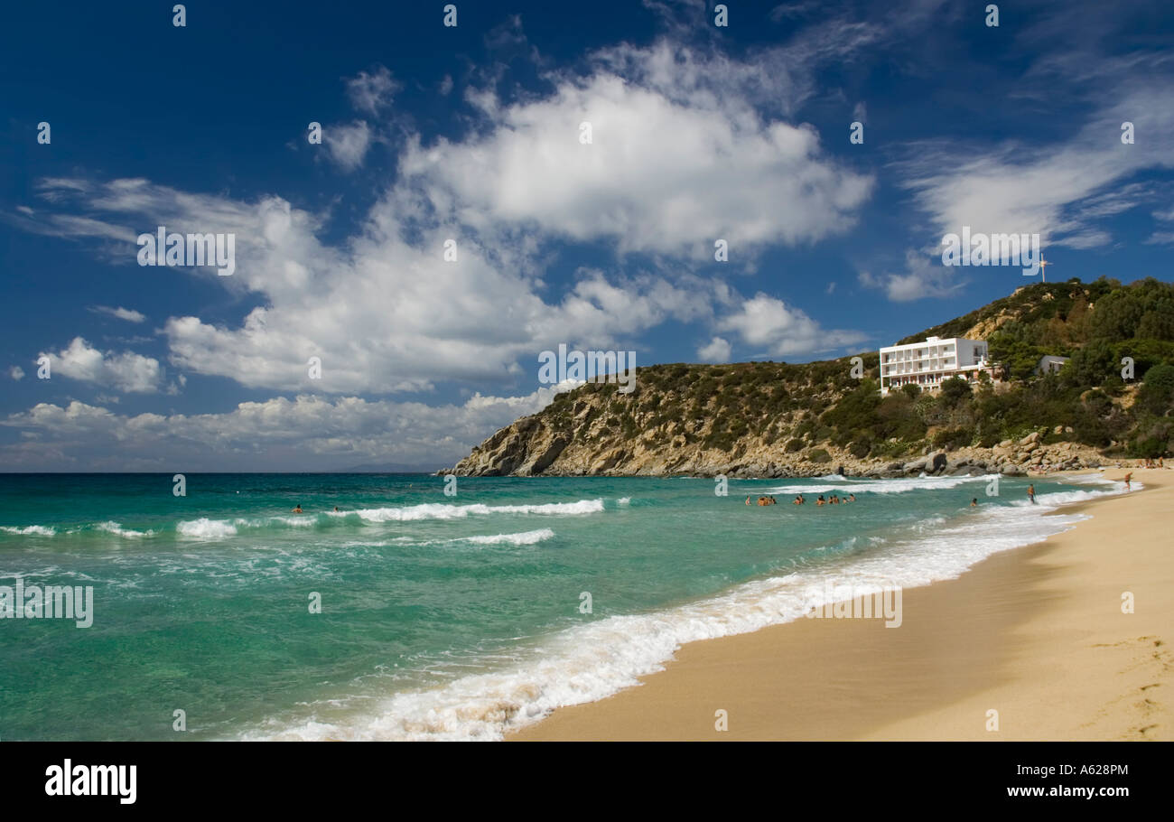 Plage de Solanas, Sardaigne, Italie Photo Stock - Alamy