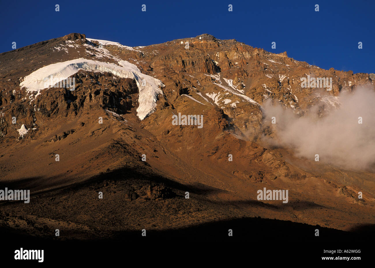 La violation de l'ouest du sommet du mont Kilimandjaro Parc national du Kilimandjaro en Tanzanie Banque D'Images