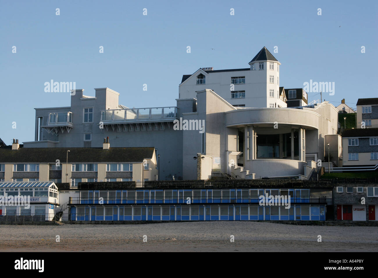 La Tate St Ives sur Porthmeor Beach à St Ives, Cornwall Banque D'Images
