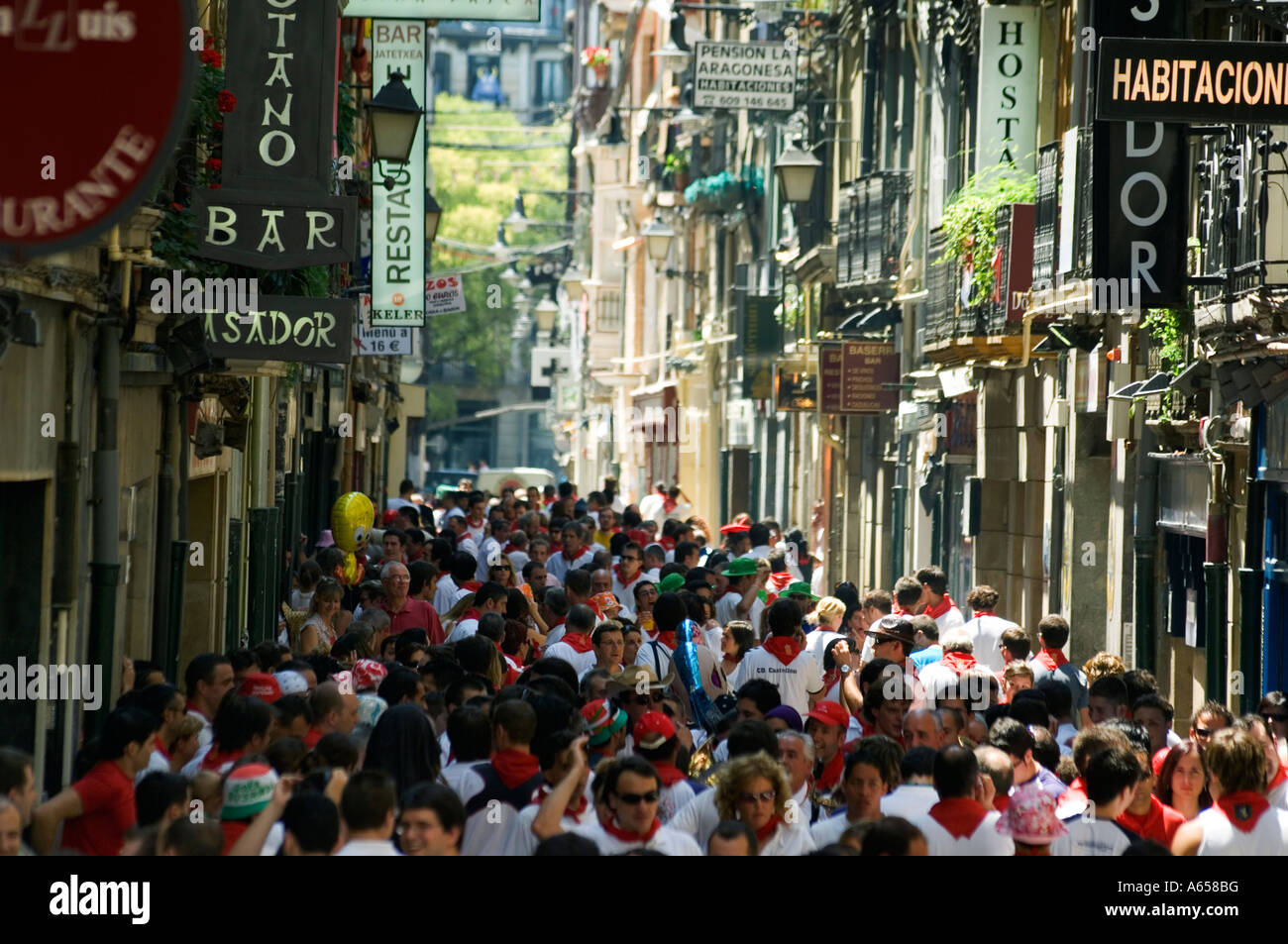 San Fermin Courses de taureaux le Festival rend hommage à la célébration du saint patron de la ville San Fermin Banque D'Images