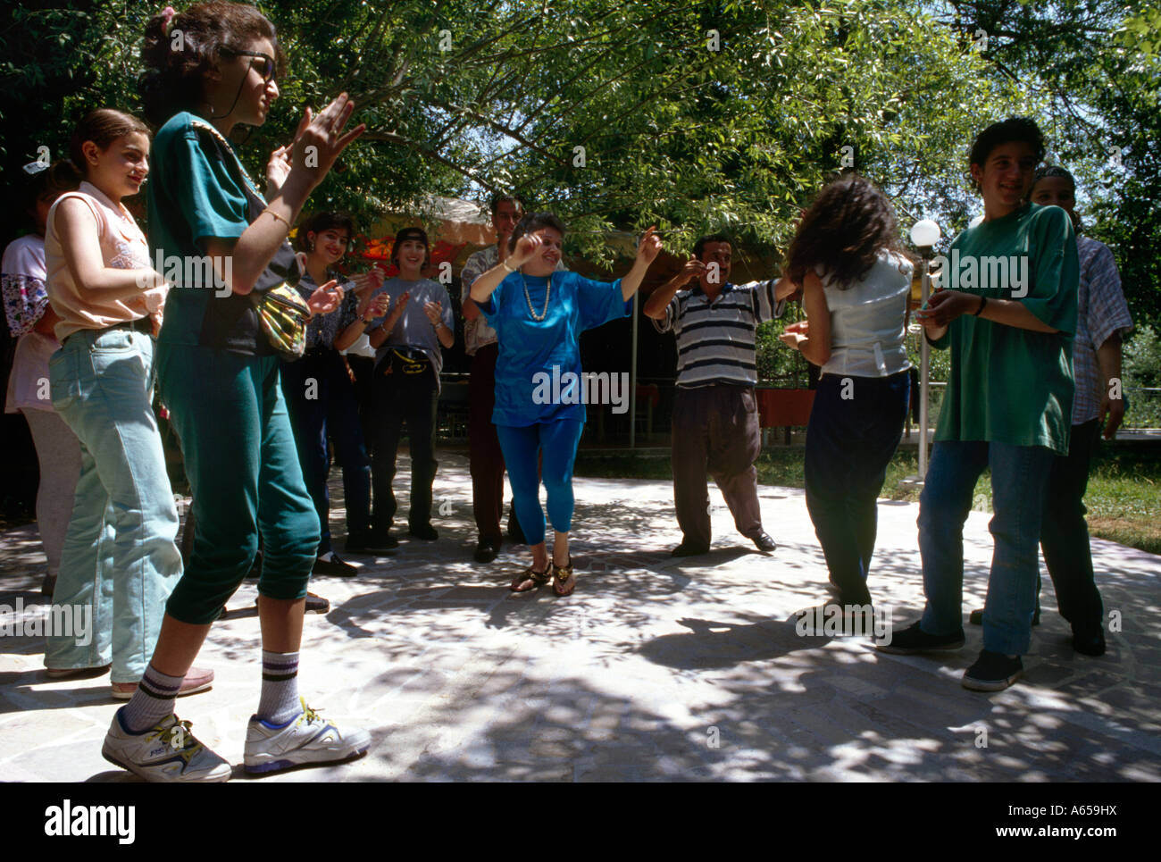 Nabeh Mar Sarkis Liban Danse Après le déjeuner Banque D'Images