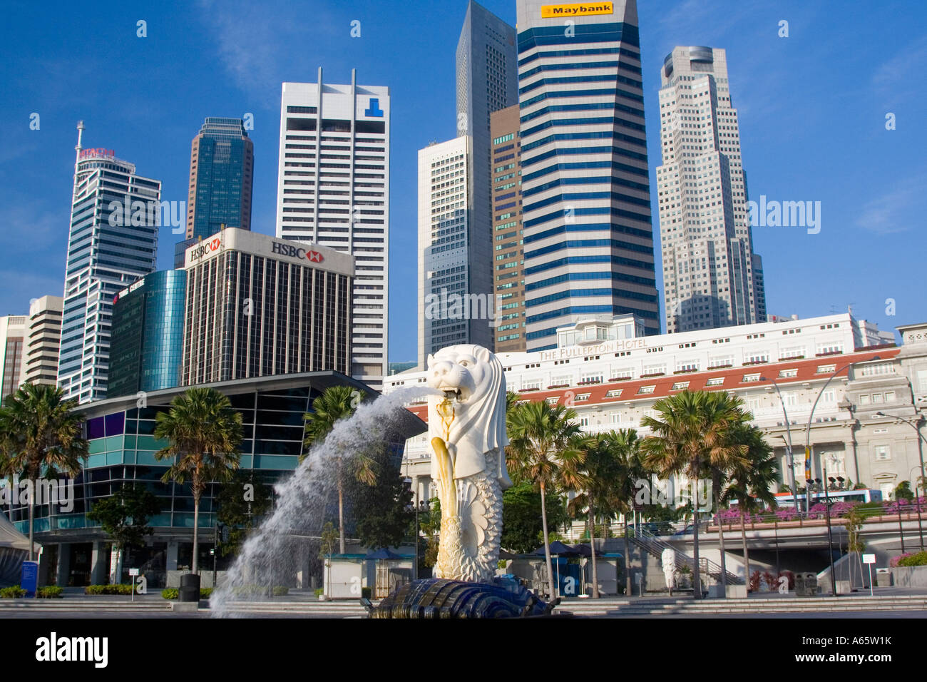 En face du centre-ville de Merlion Singapour Banque D'Images