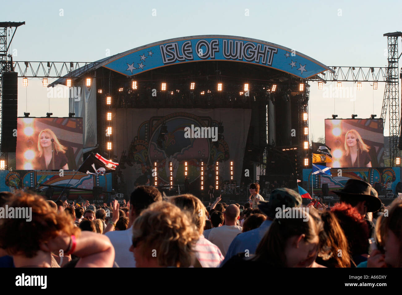 Goldfrapp sur scène à l'île de Wight Festival en 2006 Banque D'Images Goldfrapp sur scène à l'île de Wight Festival en 2006 Banque D'Images