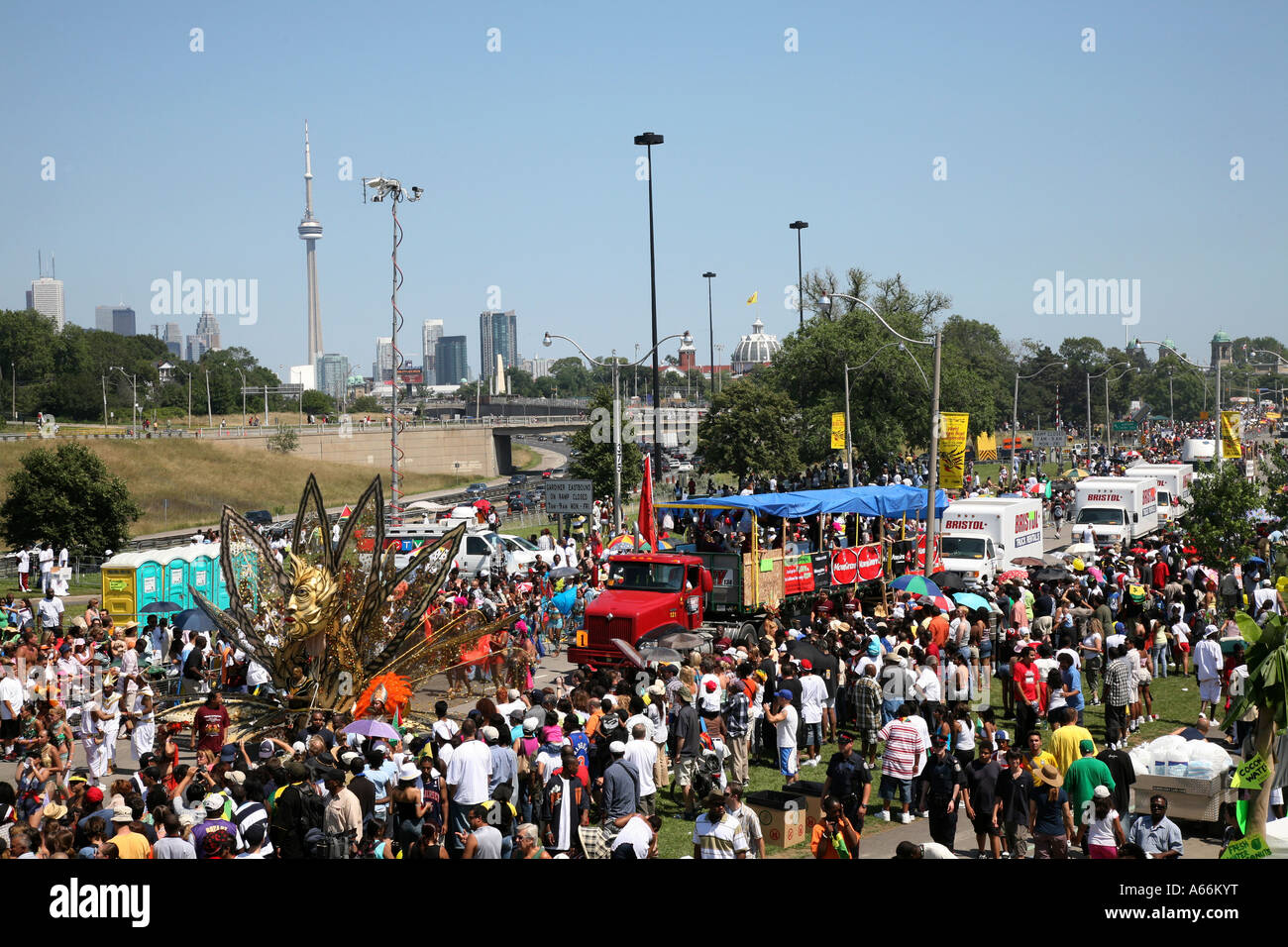 S Toronto Caribbean Carnival parade sur la rue Lakeshore Canada Banque D'Images