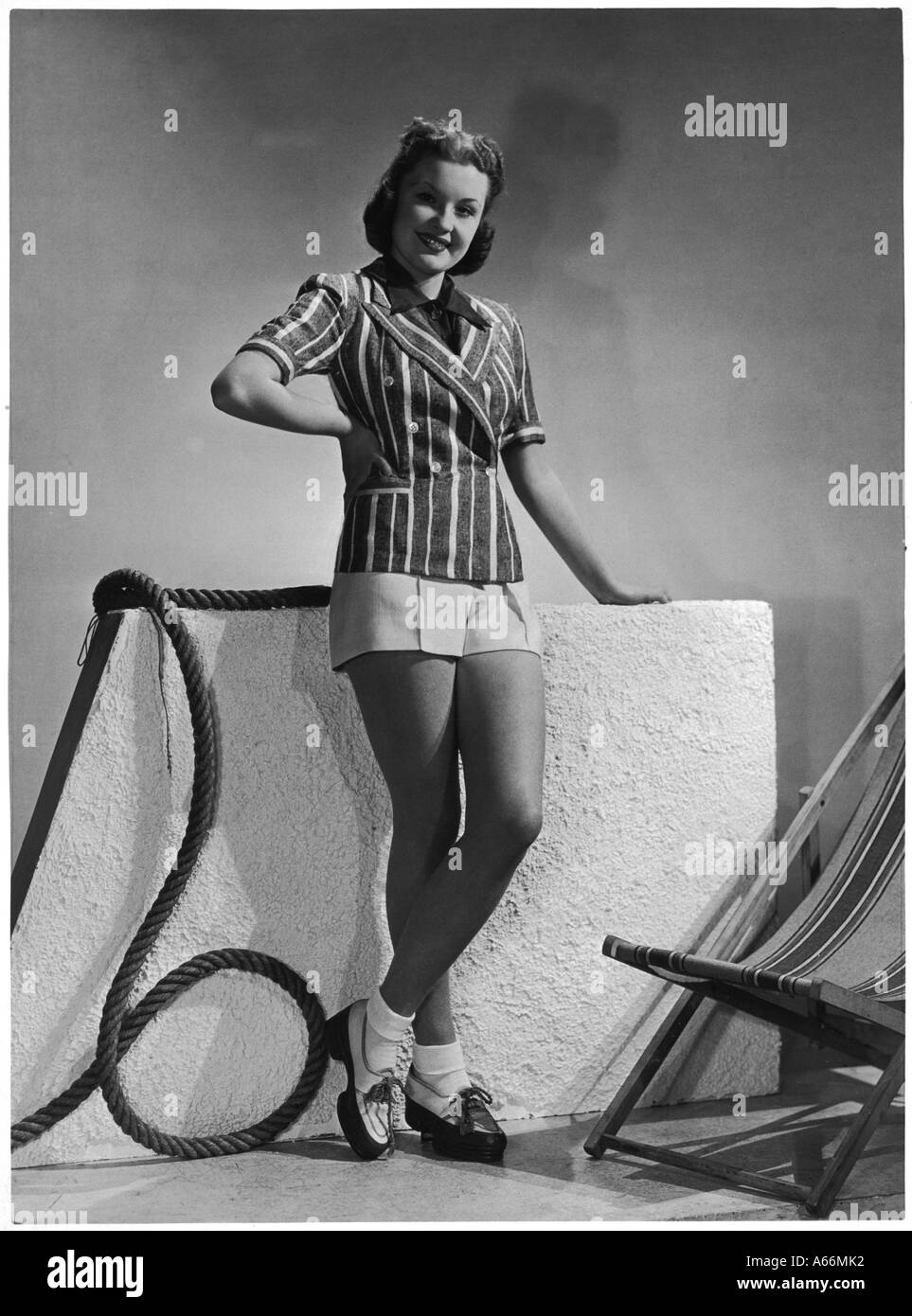 En Short modèle 1940 Banque D'Images