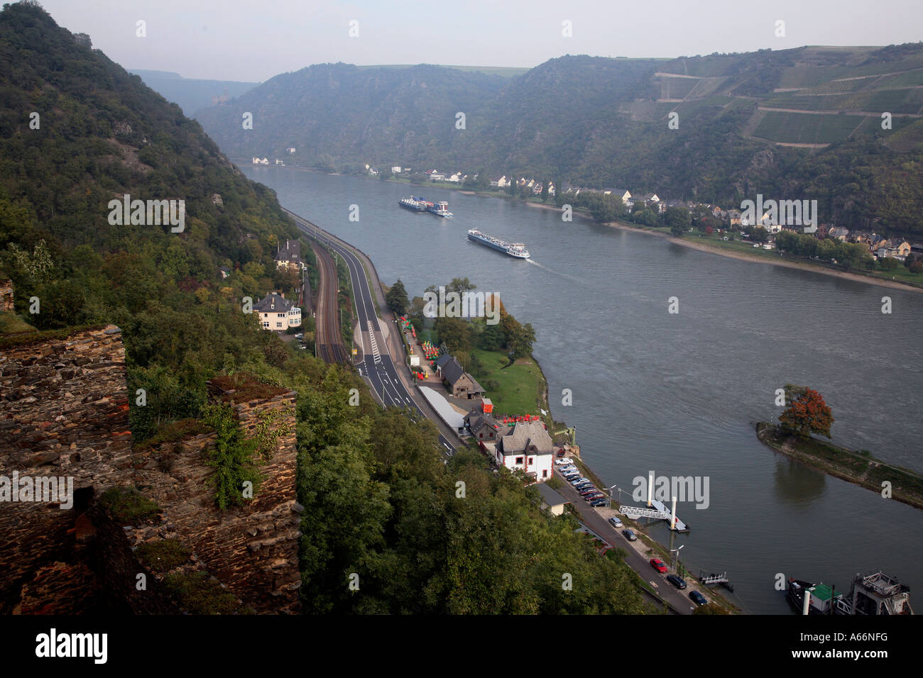 Areal avis de l'Allemagne sur le Rhin près de Bacharach en Allemagne Banque D'Images