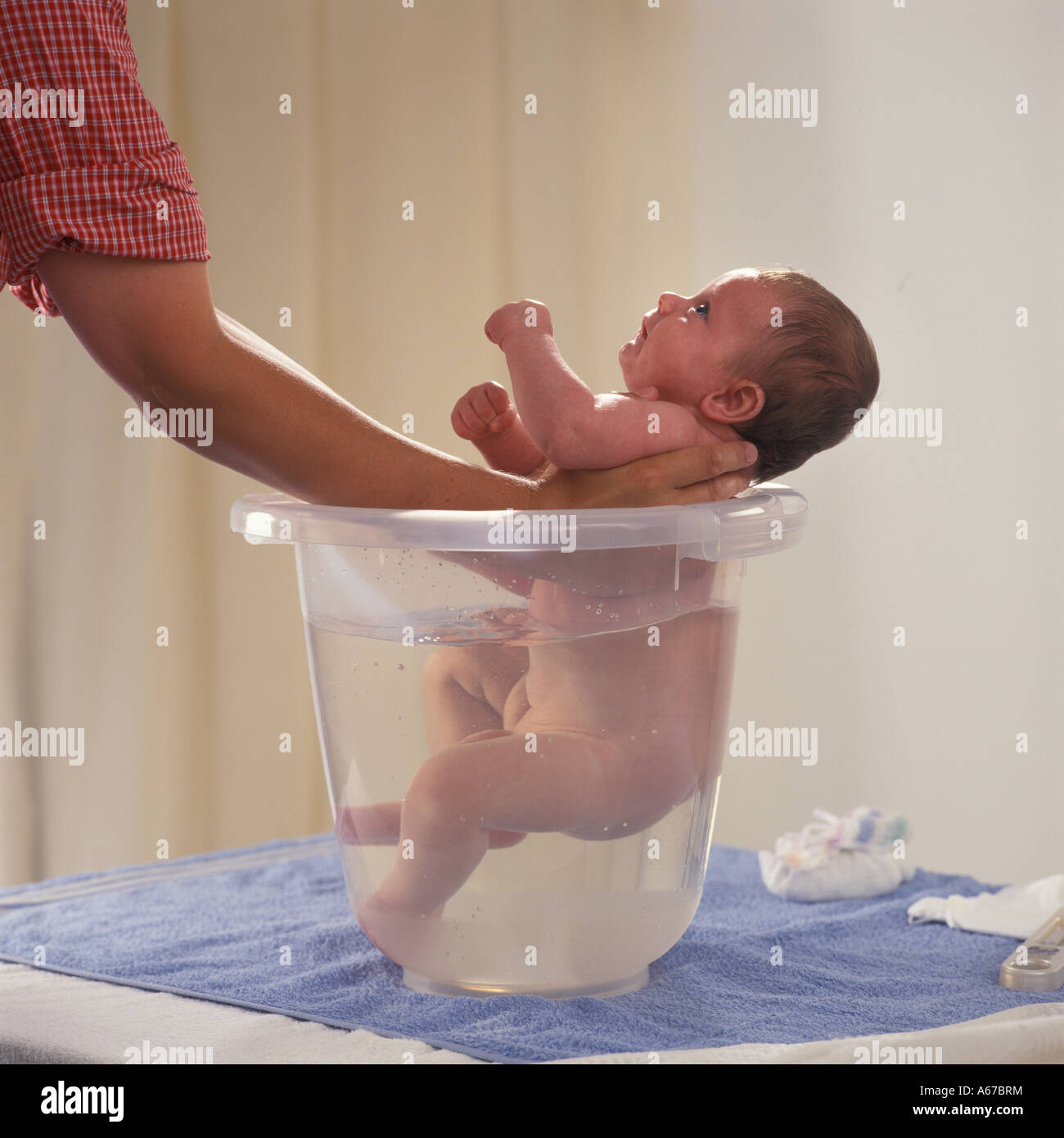 Tummy tub Banque de photographies et d'images à haute résolution - Alamy