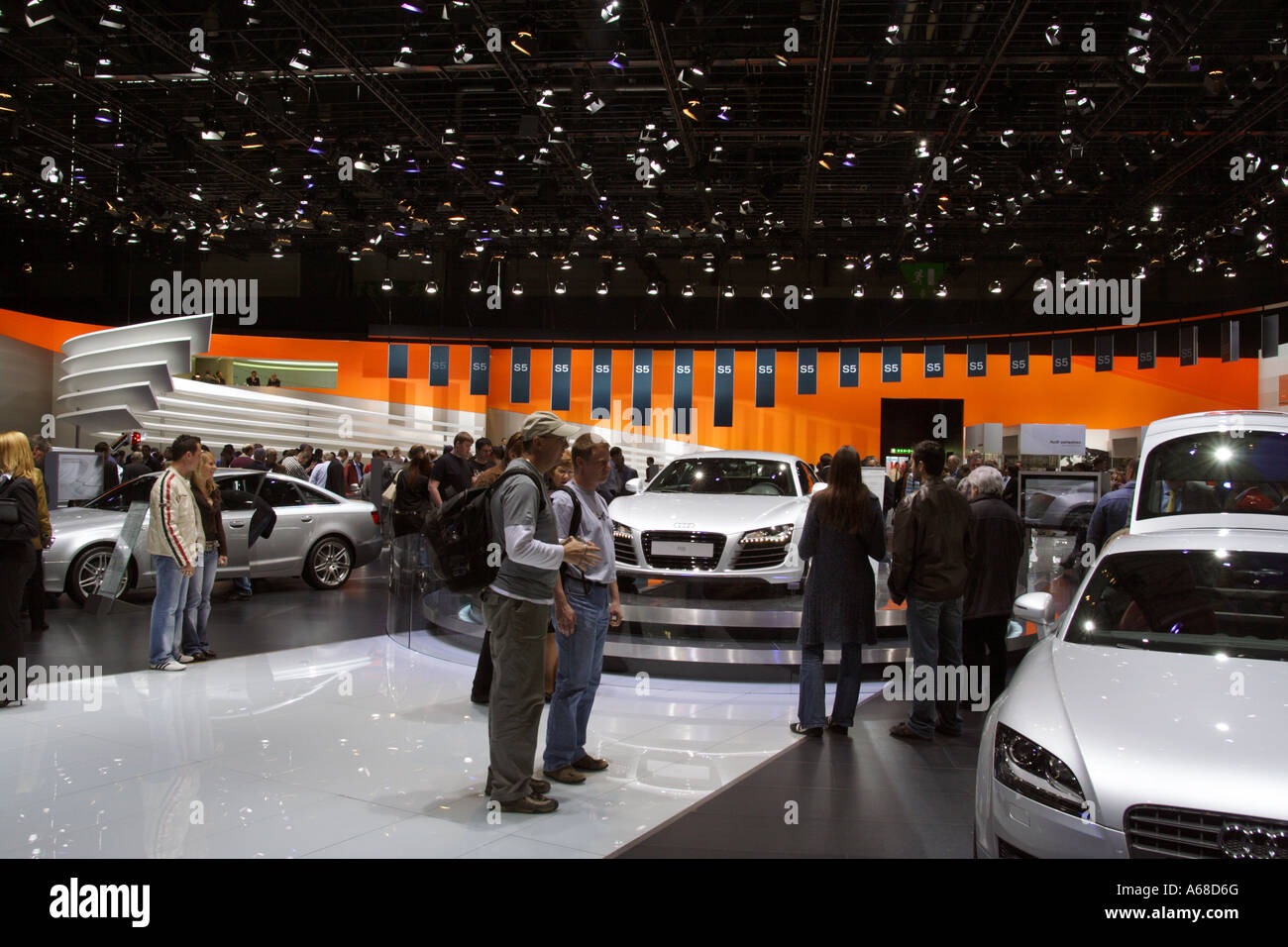 Stand Audi au Salon de l'auto de Genève 2007 Banque D'Images