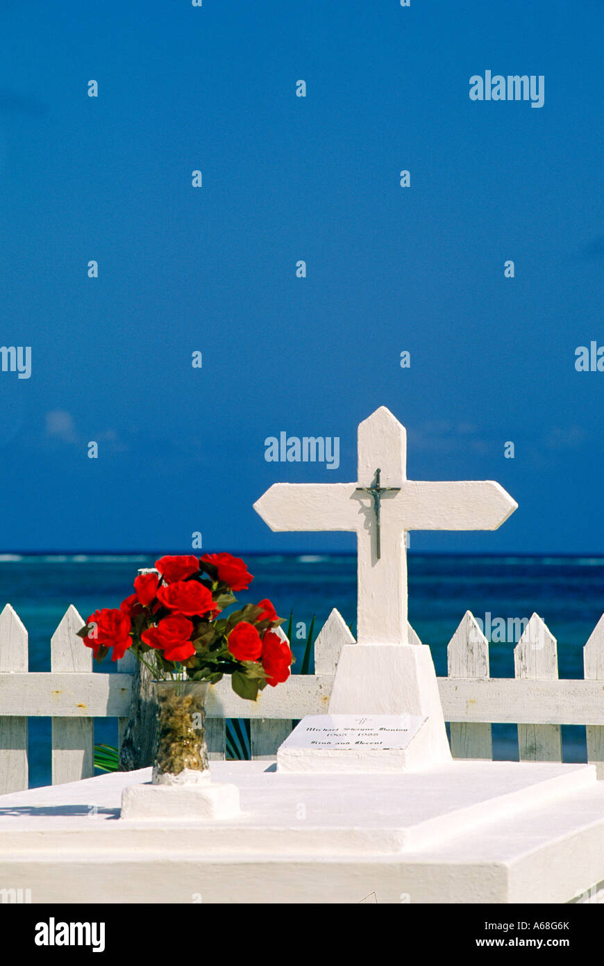Cimetière en bord de San Pedro Ambergris Caye Belize Banque D'Images