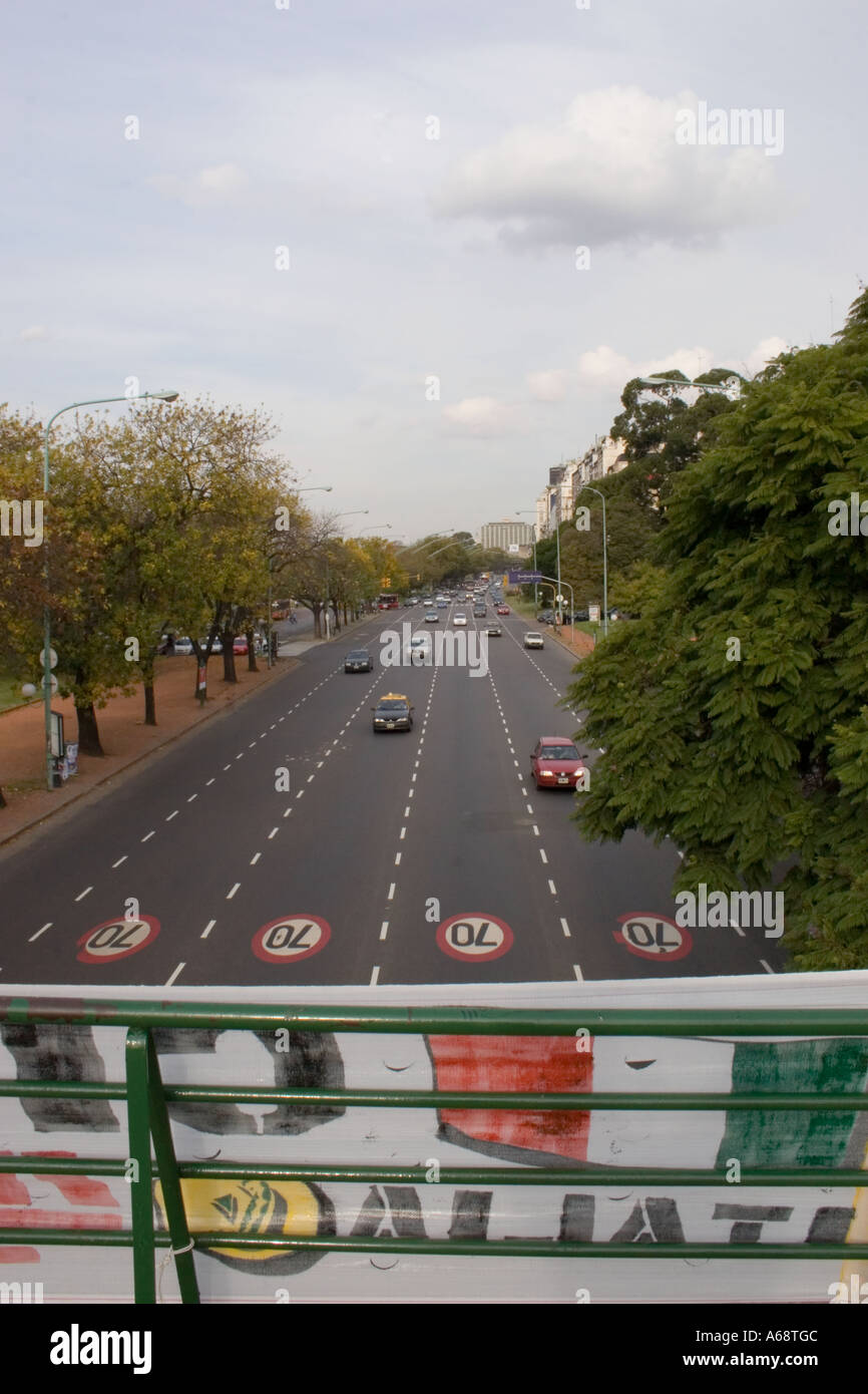 Grande route à Buenos Aires Banque D'Images