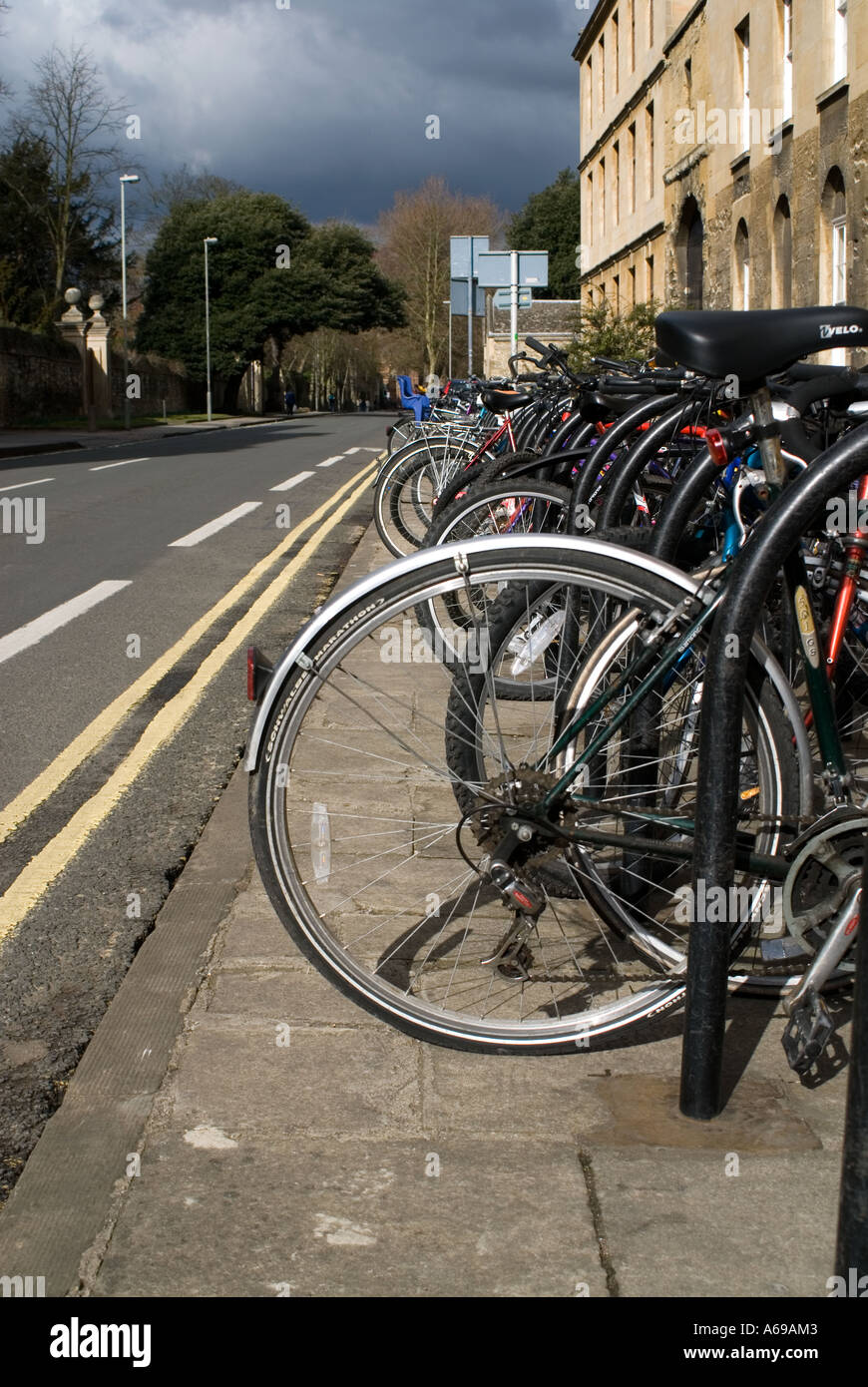 Les vélos à Oxford Banque D'Images